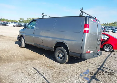 2008 Chevrolet Express Work Van z USA, uszkodzony, nr VIN 1GCGG25C981142474